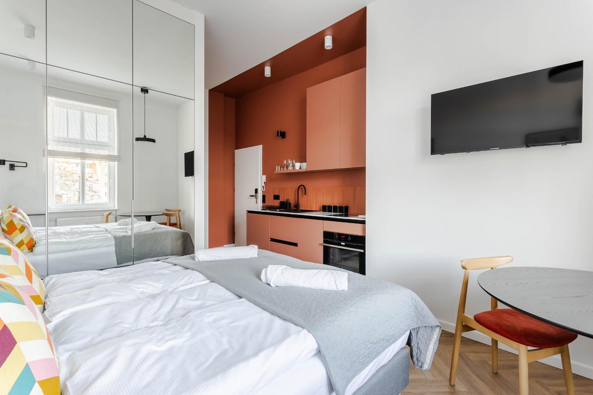 Nowoczesne I Stylowe Studia Very Berry W Poznaniu By Noclegi Renters Poznań Exterior foto