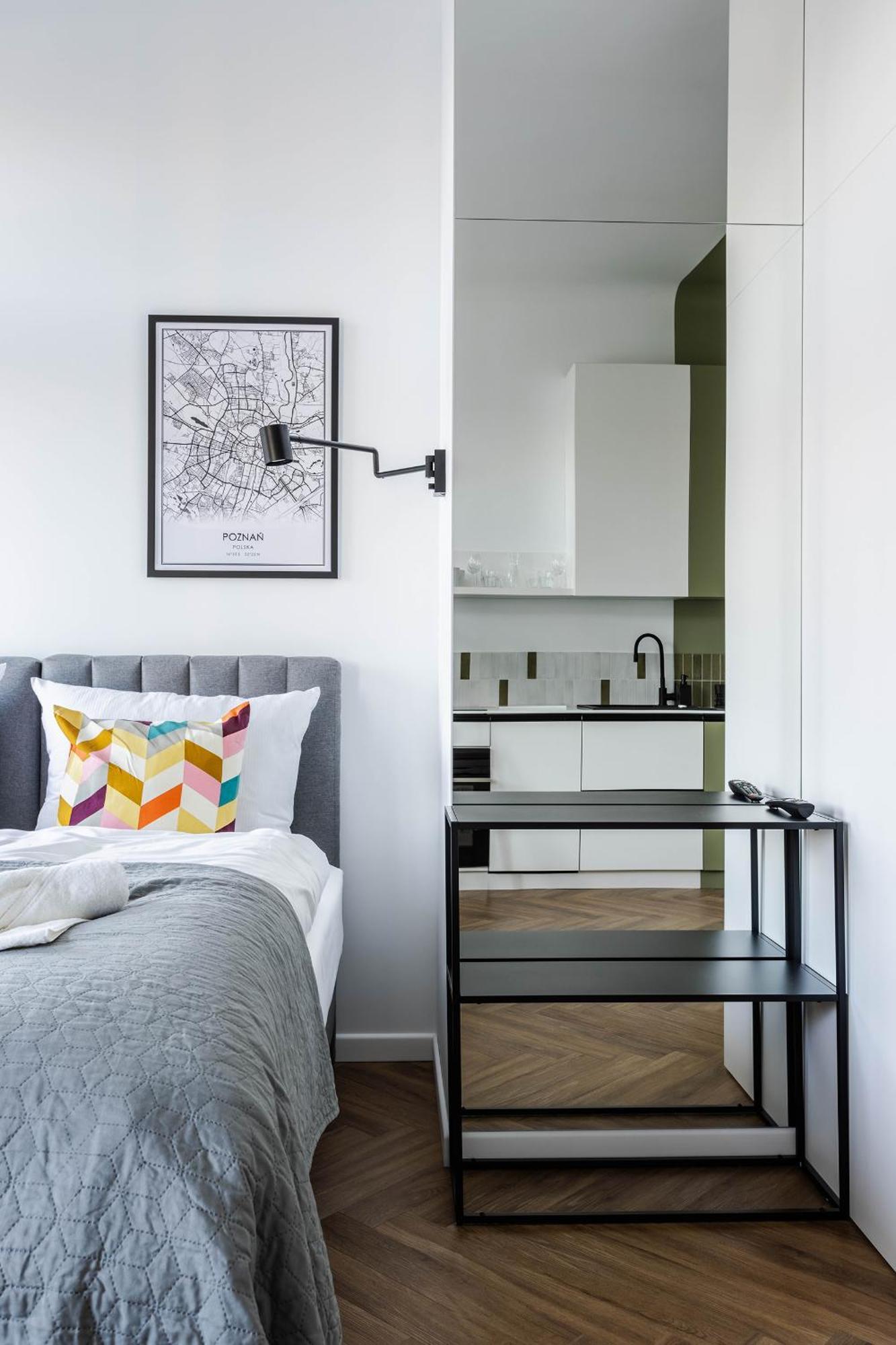 Nowoczesne I Stylowe Studia Very Berry W Poznaniu By Noclegi Renters Poznań Exterior foto