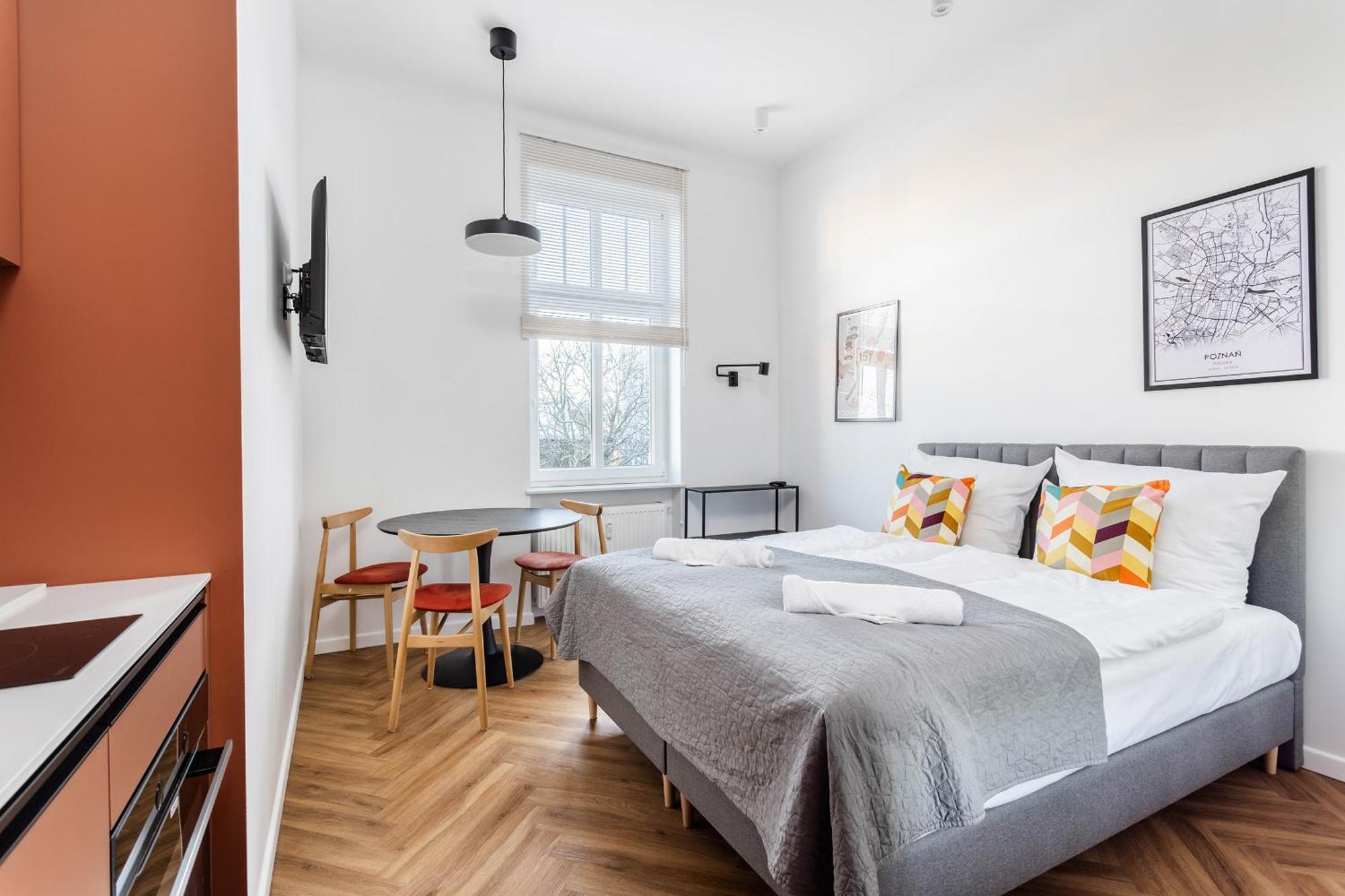 Nowoczesne I Stylowe Studia Very Berry W Poznaniu By Noclegi Renters Poznań Exterior foto