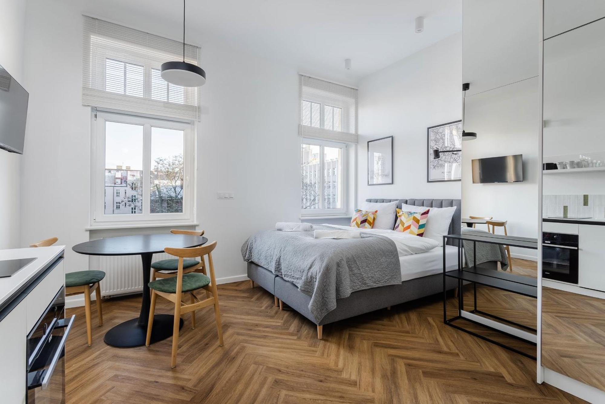 Nowoczesne I Stylowe Studia Very Berry W Poznaniu By Noclegi Renters Poznań Exterior foto
